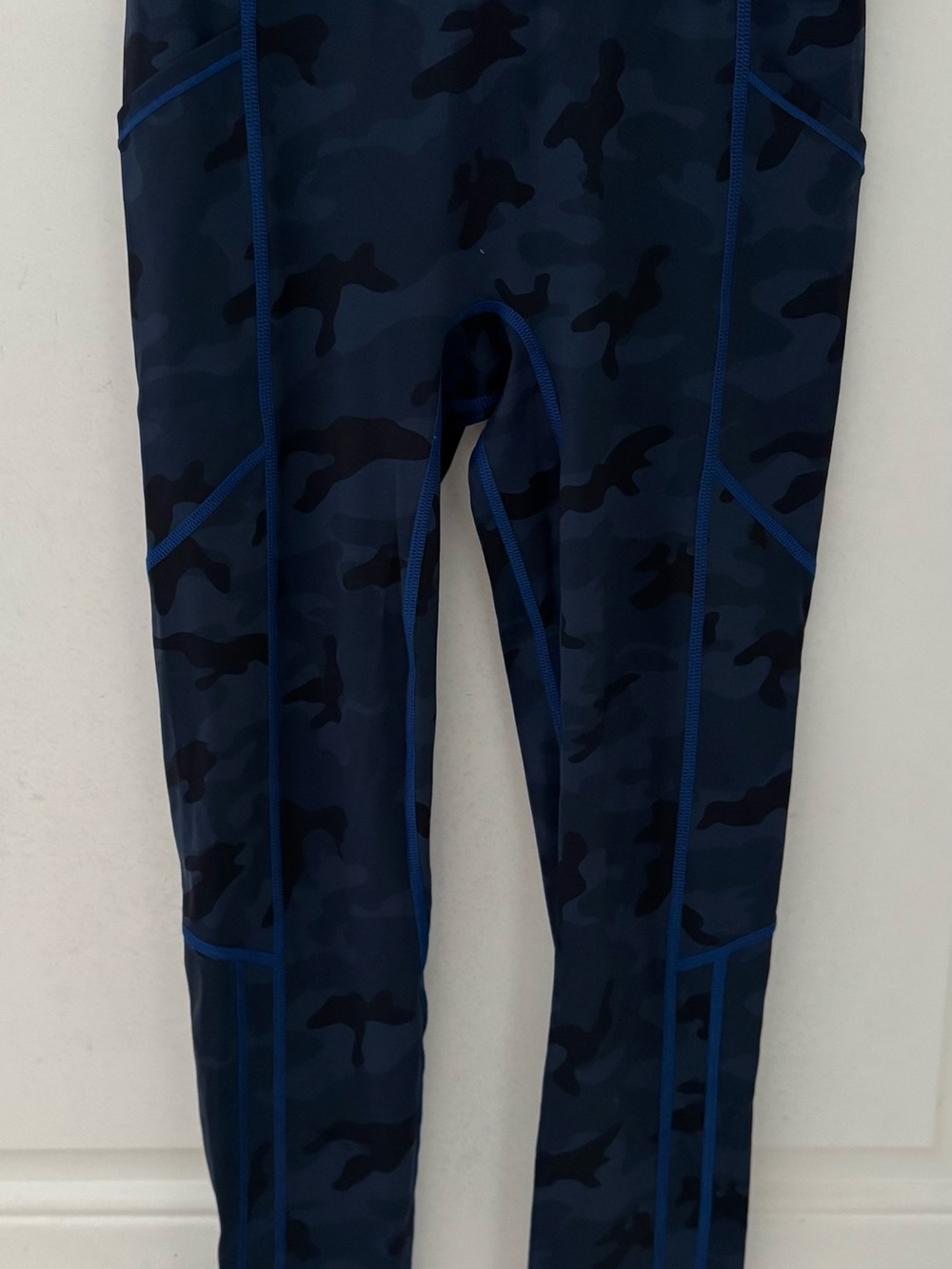 ALL ACCESS Navy Camo Performance Leggings